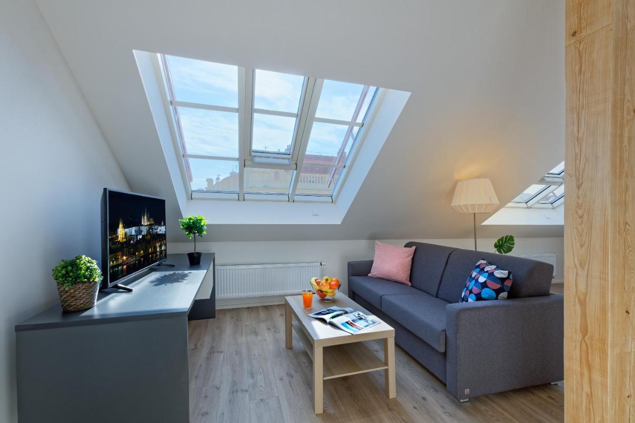 Penthouse Apartment,830793683:JPEG